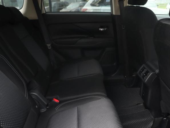 Mitsubishi Outlander III Рестайлинг 3 с пробегом 2022 года, цена 2 699 000 рублей, 71272 км, внедорожник, Автокод Объявления
