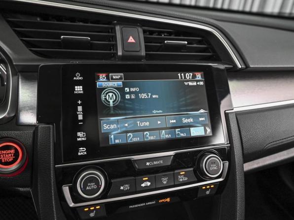 Honda Civic X с пробегом 2018 года, цена 1 879 000 рублей, 105483 км, седан, Автокод Объявления