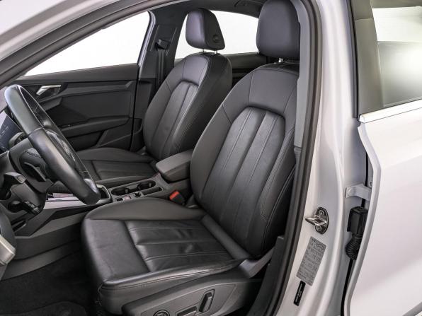Audi A3 IV (8Y) с пробегом 2022 года, цена 3 477 000 рублей, 12734 км, седан, Автокод Объявления