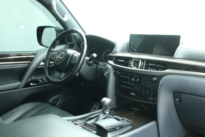 Lexus LX III Рестайлинг 2 с пробегом 2021 года, цена 11 990 000 рублей, 111339 км, внедорожник, Автокод Объявления