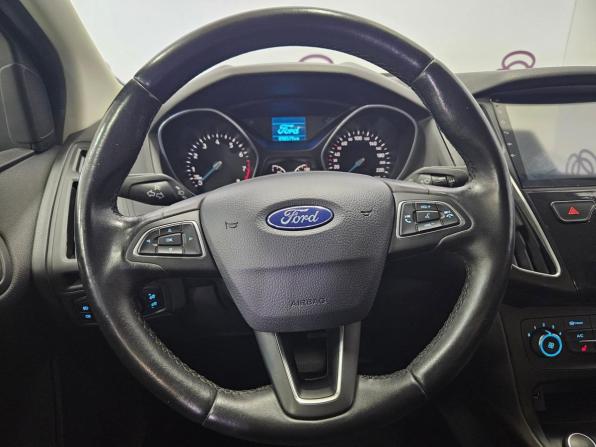 Ford Focus III Рестайлинг с пробегом 2018 года, цена 1 011 000 рублей, 98578 км, седан, Автокод Объявления