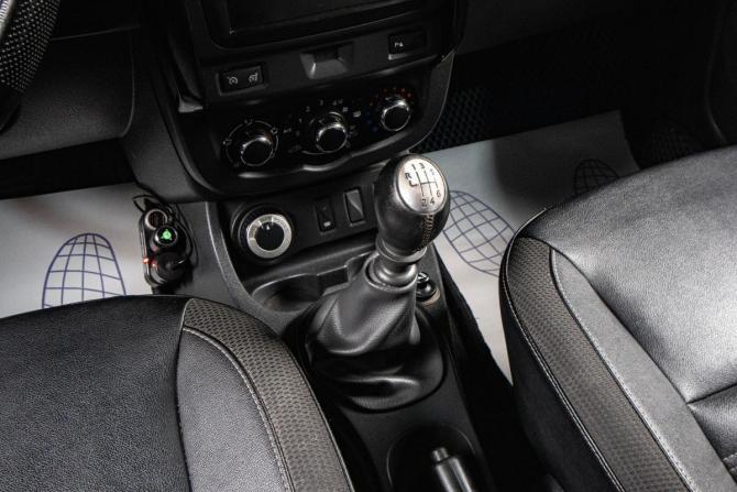 Renault Duster I Рестайлинг с пробегом 2019 года, цена 1 599 000 рублей, 107000 км, внедорожник, Автокод Объявления