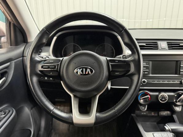 Kia Rio IV Рестайлинг с пробегом 2020 года, цена 1 499 000 рублей, 92883 км, седан, Автокод Объявления