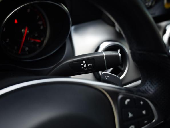 Mercedes-Benz GLA I (X156) Рестайлинг с пробегом 2018 года, цена 2 399 000 рублей, 76949 км, внедорожник, Автокод Объявления