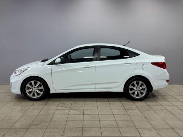 Hyundai Solaris I с пробегом 2013 года, цена 540 000 рублей, 345114 км, седан, Автокод Объявления