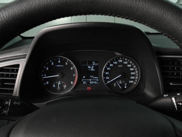 Hyundai Elantra VI (AD) с пробегом 2017 года, цена 1 349 000 рублей, 193440 км, седан, Автокод Объявления