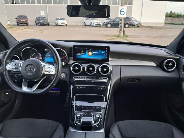 Mercedes-Benz C-Класс IV (W205) Рестайлинг с пробегом 2019 года, цена 2 960 000 рублей, 69417 км, седан, Автокод Объявления