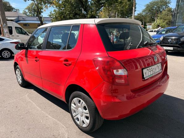 Skoda Fabia II Рестайлинг с пробегом 2012 года, цена 750 000 рублей, 189857 км, хэтчбек, Автокод Объявления