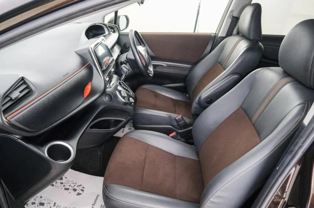 Toyota Sienta II Рестайлинг Красноярск  - изображение 14