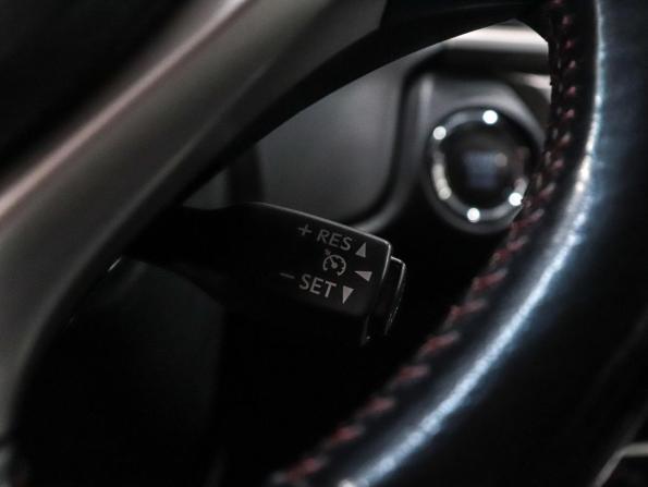 Lexus ES VI с пробегом 2015 года, цена 2 049 000 рублей, 192940 км, седан, Автокод Объявления