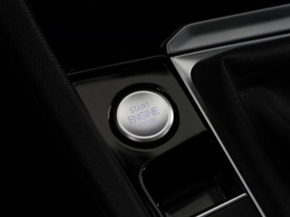 Volkswagen Sagitar III с пробегом 2021 года, цена 2 327 077 рублей, 36234 км, седан, Автокод Объявления