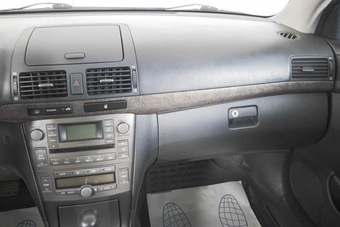 Toyota Avensis II Рестайлинг с пробегом 2006 года, цена 1 149 000 рублей, 212000 км, универсал, Автокод Объявления