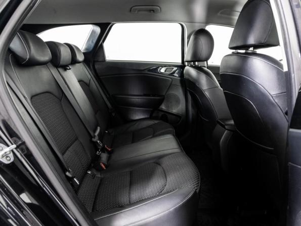 Kia Ceed III с пробегом 2019 года, цена 1 999 000 рублей, 119001 км, универсал, Автокод Объявления