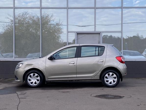 Renault Sandero II с пробегом 2016 года, цена 749 000 рублей, 88527 км, хэтчбек, Автокод Объявления