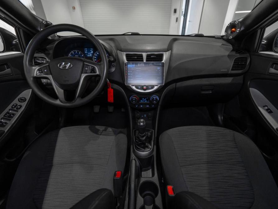 Hyundai Solaris I Рестайлинг Москва  - изображение 8