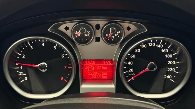 Ford Focus II Рестайлинг с пробегом 2008 года, цена 370 000 рублей, 230000 км, хэтчбек, Автокод Объявления