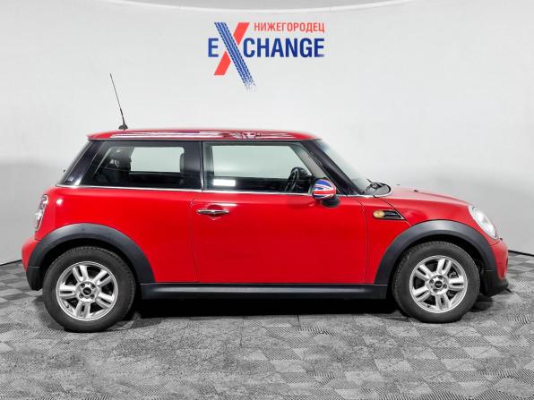 Mini Hatch II (R56) Рестайлинг с пробегом 2012 года, цена 949 000 рублей, 111076 км, хэтчбек, Автокод Объявления