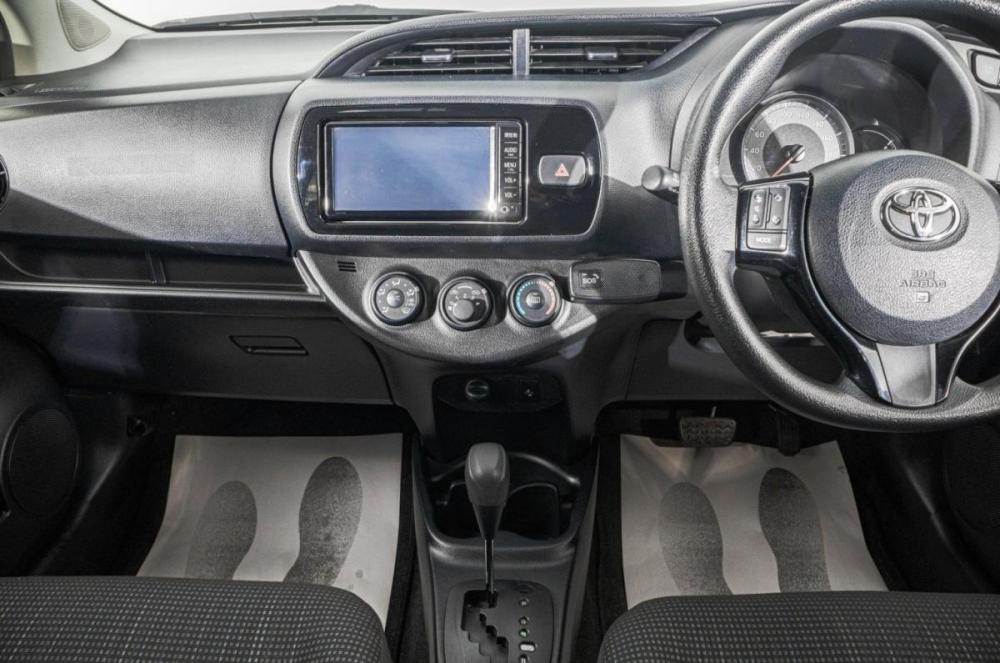 Toyota Vitz III (XP130) Рестайлинг 2 Барнаул  - изображение 18