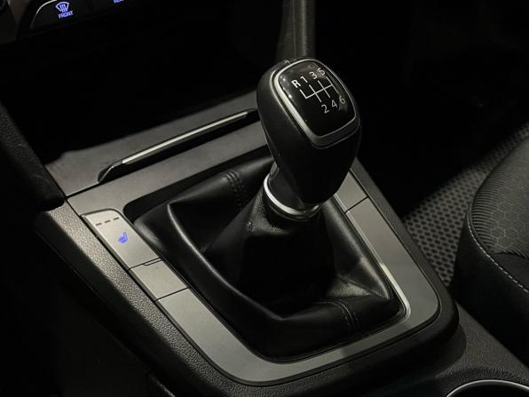 Hyundai Elantra VI (AD) с пробегом 2017 года, цена 1 350 000 рублей, 143602 км, седан, Автокод Объявления