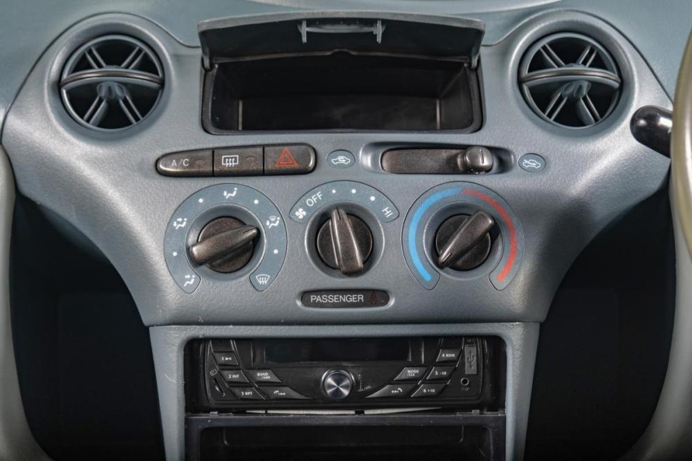 Toyota Vitz I (P10) Томск  - изображение 13