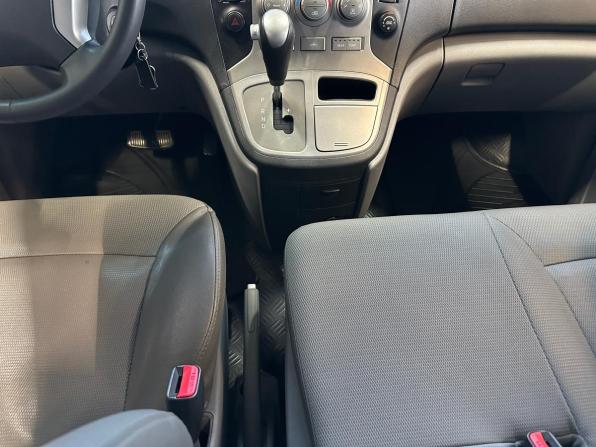 Hyundai Grand Starex I с пробегом 2011 года, цена 1 645 000 рублей, 201000 км, минивэн, Автокод Объявления