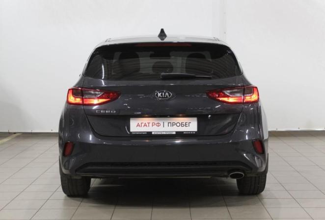 Kia Ceed II Рестайлинг с пробегом 2018 года, цена 1 920 000 рублей, 68518 км, хэтчбек, Автокод Объявления
