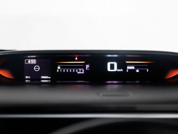 Honda Stepwgn V Рестайлинг с пробегом 2018 года, цена 2 110 000 рублей, 108860 км, минивэн, Автокод Объявления