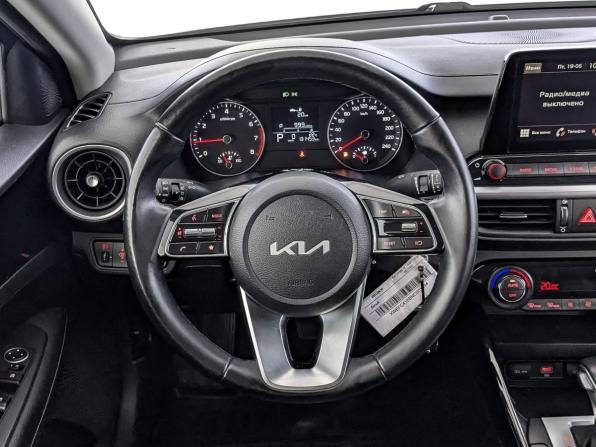 Kia Cerato IV Рестайлинг с пробегом 2022 года, цена 1 699 000 рублей, 131444 км, седан, Автокод Объявления