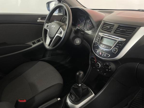 Hyundai Solaris I с пробегом 2013 года, цена 685 000 рублей, 153335 км, хэтчбек, Автокод Объявления