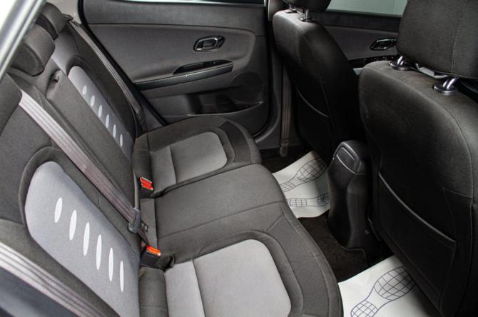 Kia Ceed II с пробегом 2013 года, цена 999 000 рублей, 215000 км, хэтчбек, Автокод Объявления