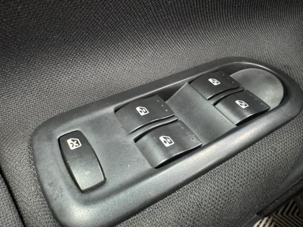 Renault Megane II Рестайлинг с пробегом 2008 года, цена 490 000 рублей, 140201 км, седан, Автокод Объявления