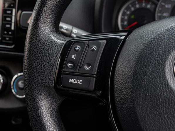 Toyota Vitz III (XP130) Рестайлинг 2 с пробегом 2019 года, цена 1 198 000 рублей, 86004 км, хэтчбек, Автокод Объявления