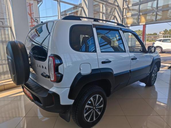Lada (ВАЗ) Niva Travel I с пробегом 2024 года, цена 1 090 000 рублей, 44000 км, внедорожник, Автокод Объявления