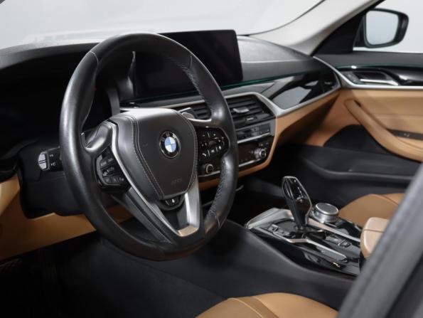 BMW 5 серии VII (G30/G31/G38) Рестайлинг с пробегом 2021 года, цена 4 496 499 рублей, 81723 км, седан, Автокод Объявления