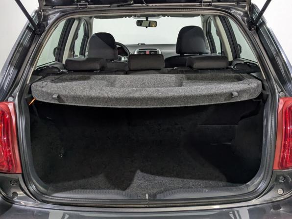 Toyota Auris I Рестайлинг с пробегом 2010 года, цена 1 200 000 рублей, 72602 км, хэтчбек, Автокод Объявления