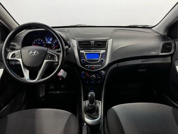 Hyundai Solaris I с пробегом 2013 года, цена 730 000 рублей, 170261 км, седан, Автокод Объявления