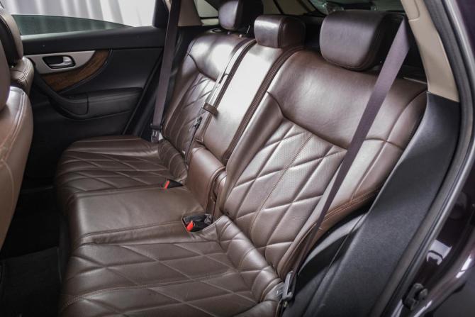 Infiniti FX II (S51) с пробегом 2011 года, цена 2 099 000 рублей, 230000 км, внедорожник, Автокод Объявления