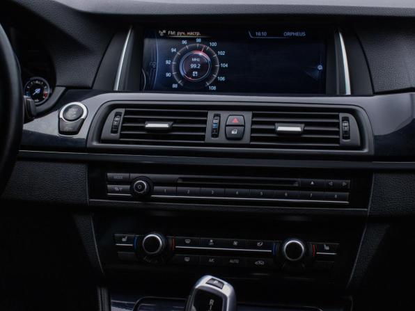 BMW 5 серии VI (F10/F11/F07) Рестайлинг с пробегом 2016 года, цена 1 877 000 рублей, 315825 км, седан, Автокод Объявления