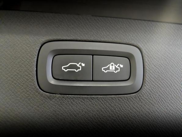 Volvo XC90 II Рестайлинг 1 с пробегом 2021 года, цена 5 599 000 рублей, 69878 км, внедорожник, Автокод Объявления