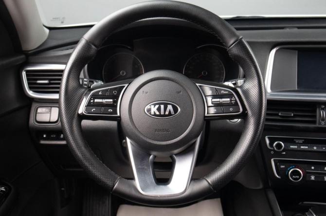 Kia Optima III Рестайлинг с пробегом 2019 года, цена 2 499 000 рублей, 144000 км, седан, Автокод Объявления