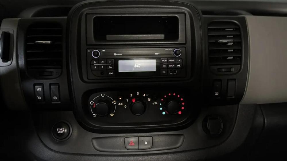 Renault Trafic III Смоленск  - изображение 18