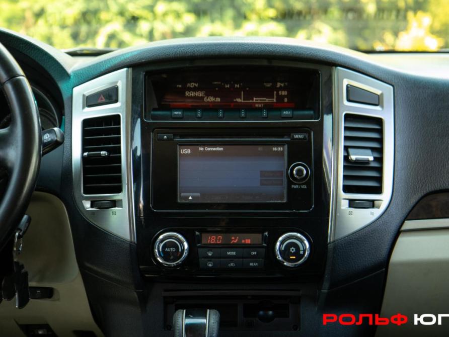 Mitsubishi Pajero IV Рестайлинг 2 Москва  - изображение 12