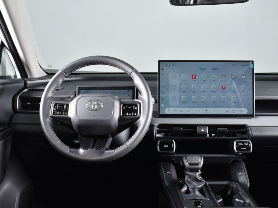 Toyota RAV4 VI (XA60) Кемерово  - изображение 11