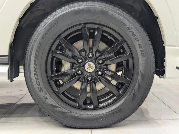 Mitsubishi Pajero IV Рестайлинг 2 с пробегом 2019 года, цена 3 390 000 рублей, 55414 км, внедорожник, Автокод Объявления