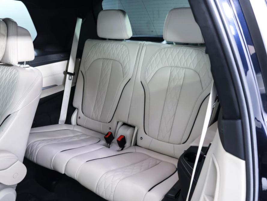 BMW X7 I (G07) Москва  - изображение 11