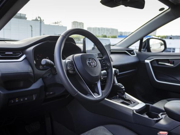 Toyota RAV4 V (XA50) с пробегом 2023 года, цена 4 200 000 рублей, 103 км, внедорожник, Автокод Объявления