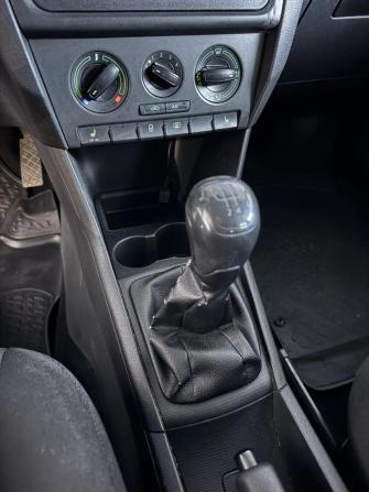 Skoda Rapid I с пробегом 2014 года, цена 719 000 рублей, 205000 км, лифтбек, Автокод Объявления
