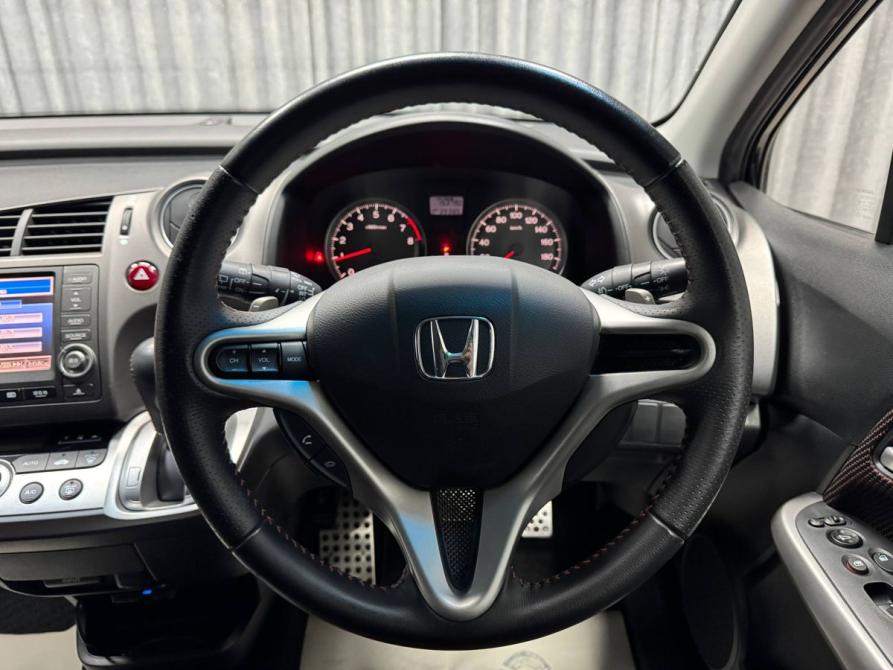 Honda Stream II Рестайлинг Стерлитамак  - изображение 21