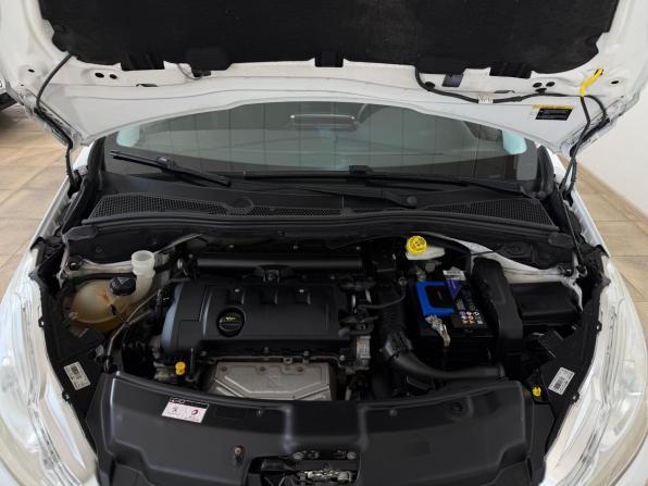 Peugeot 208 I с пробегом 2013 года, цена 800 000 рублей, 135000 км, хэтчбек, Автокод Объявления
