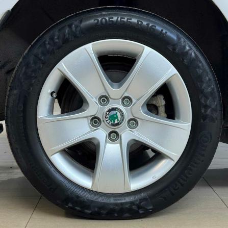 Skoda Octavia II (A5) Рестайлинг с пробегом 2012 года, цена 845 000 рублей, 180578 км, лифтбек, Автокод Объявления